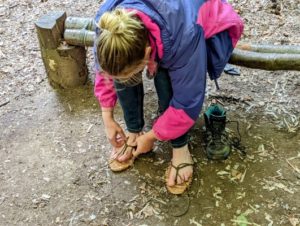 TRIBE Bushcraft session social saturdays family bushcraft making sandals using willow 4