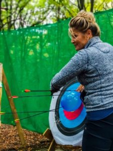 TRIBE Woodland Archery showing how to safely remove the arrows